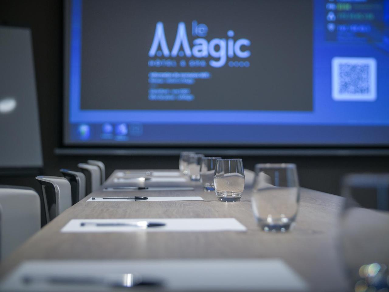 Le Magic Hotel & Spa 비트레 외부 사진