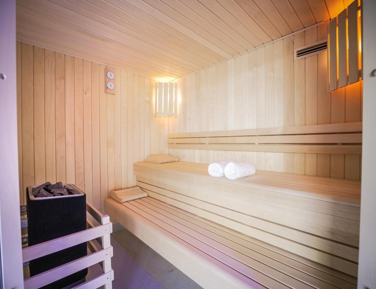 Le Magic Hotel & Spa 비트레 외부 사진