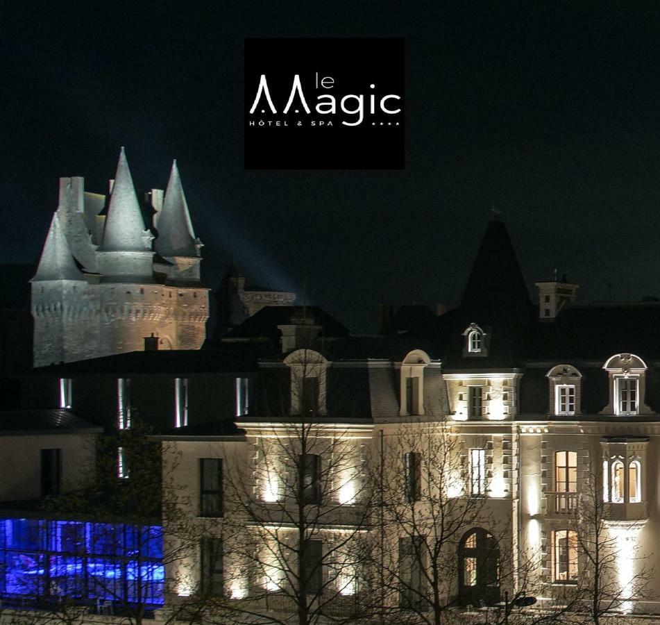 Le Magic Hotel & Spa 비트레 외부 사진